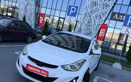 Hyundai Elantra V, 2014 год, 1 200 000 рублей, 2 фотография