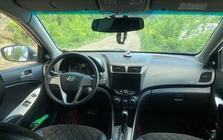 Hyundai Solaris II рестайлинг, 2016 год, 990 000 рублей, 11 фотография