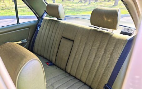 Mercedes-Benz W123, 1982 год, 1 300 000 рублей, 30 фотография