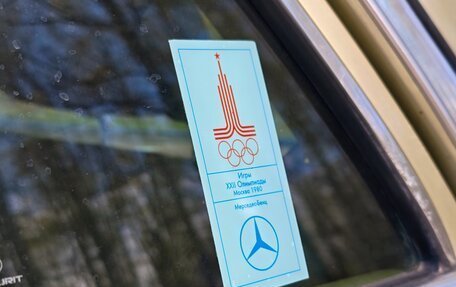 Mercedes-Benz W123, 1982 год, 1 300 000 рублей, 31 фотография