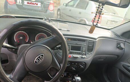 KIA Rio II, 2011 год, 650 000 рублей, 10 фотография