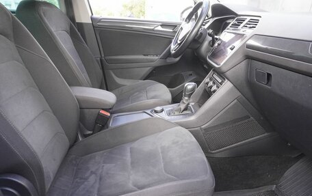 Volkswagen Tiguan II, 2018 год, 1 931 000 рублей, 11 фотография
