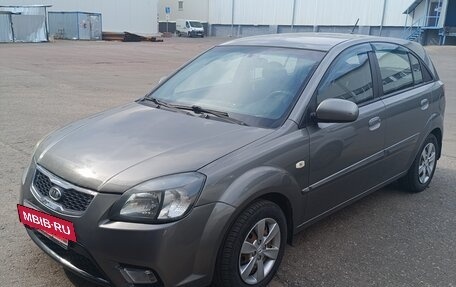 KIA Rio II, 2011 год, 650 000 рублей, 2 фотография