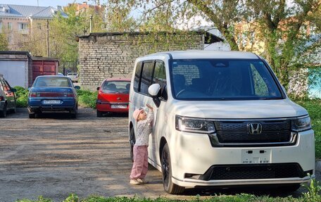 Honda Stepwgn, 2025 год, 4 100 000 рублей, 8 фотография