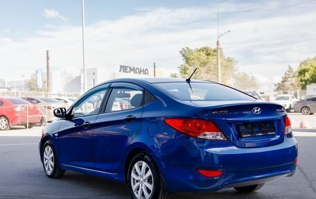 Hyundai Solaris II рестайлинг, 2012 год, 800 000 рублей, 7 фотография