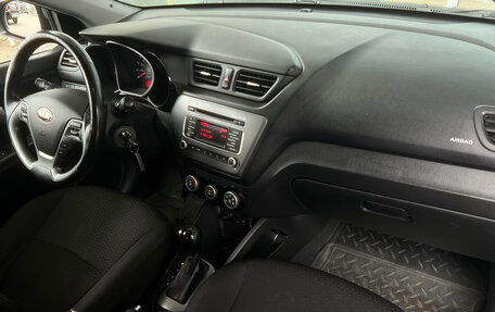 KIA Rio III рестайлинг, 2015 год, 989 000 рублей, 5 фотография