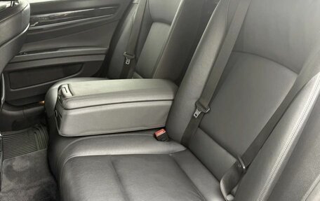 BMW 7 серия, 2009 год, 1 550 000 рублей, 19 фотография