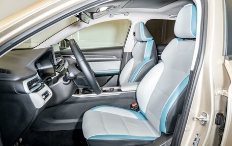 Geely Emgrand, 2023 год, 1 680 000 рублей, 14 фотография