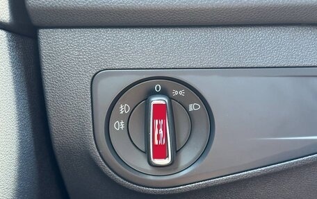 Volkswagen Tiguan II, 2017 год, 2 047 000 рублей, 15 фотография