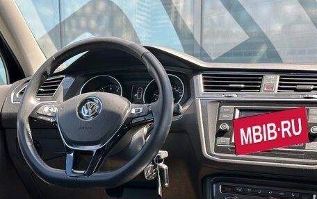 Volkswagen Tiguan II, 2017 год, 2 047 000 рублей, 11 фотография