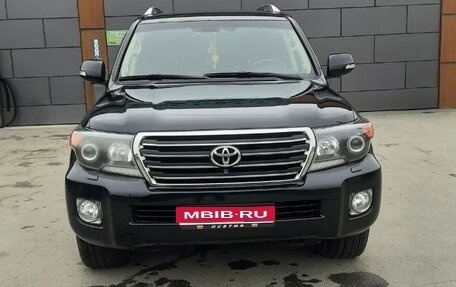 Toyota Land Cruiser 200, 2014 год, 4 300 000 рублей, 1 фотография