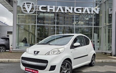 Peugeot 107 I рестайлинг, 2011 год, 489 000 рублей, 1 фотография