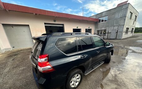 Toyota Land Cruiser Prado 150 рестайлинг 2, 2014 год, 2 710 000 рублей, 2 фотография