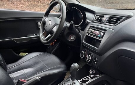 KIA Rio III рестайлинг, 2011 год, 800 000 рублей, 7 фотография
