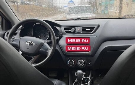 KIA Rio III рестайлинг, 2011 год, 800 000 рублей, 6 фотография