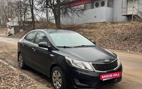 KIA Rio III рестайлинг, 2011 год, 800 000 рублей, 2 фотография