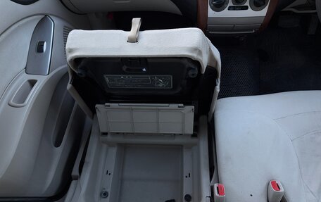 Mitsubishi Colt VI рестайлинг, 2002 год, 350 000 рублей, 12 фотография