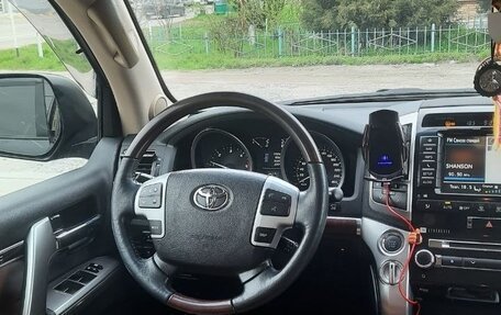 Toyota Land Cruiser 200, 2014 год, 4 300 000 рублей, 20 фотография
