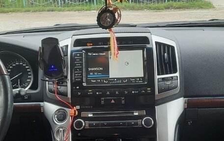 Toyota Land Cruiser 200, 2014 год, 4 300 000 рублей, 21 фотография