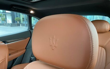 Maserati Levante I, 2017 год, 3 990 000 рублей, 14 фотография