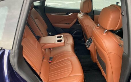 Maserati Levante I, 2017 год, 3 990 000 рублей, 16 фотография