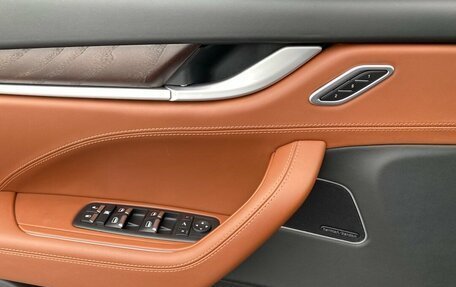 Maserati Levante I, 2017 год, 3 990 000 рублей, 17 фотография