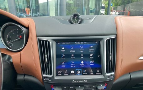 Maserati Levante I, 2017 год, 3 990 000 рублей, 26 фотография