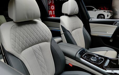 BMW X7, 2024 год, 15 000 000 рублей, 20 фотография