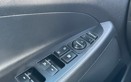 Hyundai Tucson III, 2016 год, 1 890 000 рублей, 18 фотография
