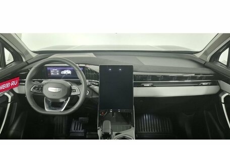 Geely Atlas, 2025 год, 8 фотография