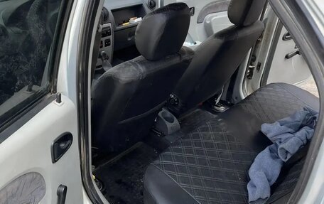 Renault Logan I, 2006 год, 260 000 рублей, 7 фотография