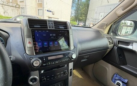 Toyota Land Cruiser Prado 150 рестайлинг 2, 2012 год, 2 700 000 рублей, 12 фотография