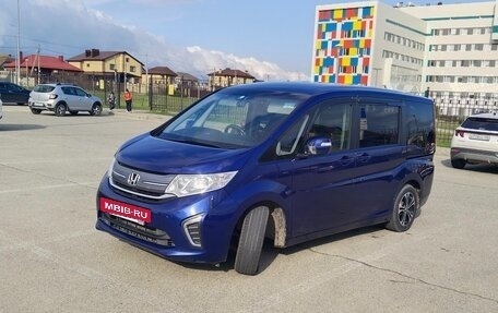 Honda Stepwgn IV, 2016 год, 1 400 000 рублей, 3 фотография