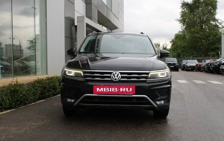 Volkswagen Tiguan II, 2020 год, 2 545 000 рублей, 3 фотография