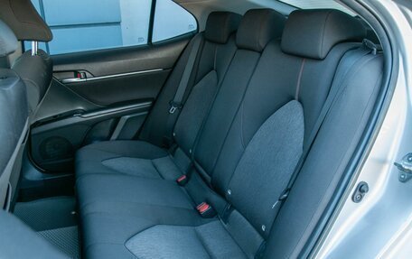 Toyota Camry, 2020 год, 2 660 000 рублей, 9 фотография