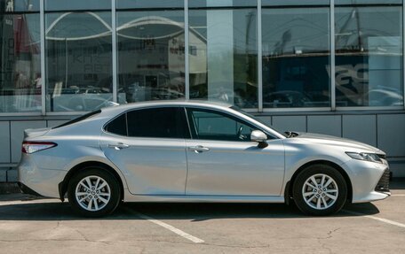 Toyota Camry, 2020 год, 2 660 000 рублей, 5 фотография