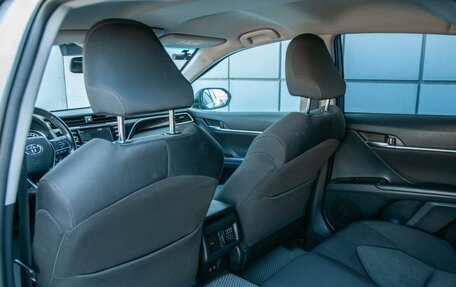 Toyota Camry, 2020 год, 2 660 000 рублей, 11 фотография