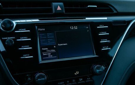 Toyota Camry, 2020 год, 2 660 000 рублей, 13 фотография