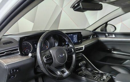 KIA K5, 2021 год, 1 750 000 рублей, 19 фотография