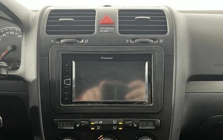 Volkswagen Jetta VI, 2008 год, 400 000 рублей, 11 фотография