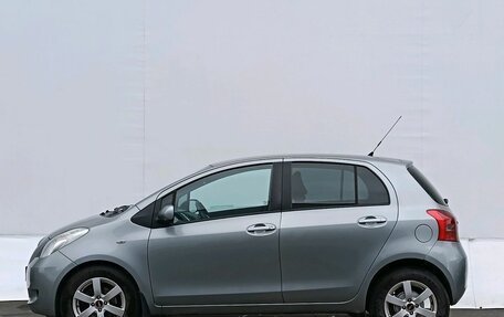 Toyota Yaris III рестайлинг, 2007 год, 575 000 рублей, 8 фотография
