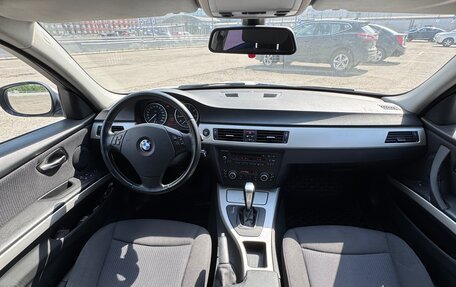 BMW 3 серия, 2010 год, 1 150 000 рублей, 12 фотография