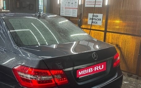 Mercedes-Benz E-Класс, 2010 год, 1 800 000 рублей, 5 фотография