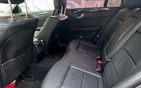 Mercedes-Benz E-Класс, 2010 год, 1 800 000 рублей, 8 фотография