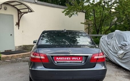 Mercedes-Benz E-Класс, 2010 год, 1 800 000 рублей, 16 фотография