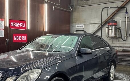 Mercedes-Benz E-Класс, 2010 год, 1 800 000 рублей, 4 фотография