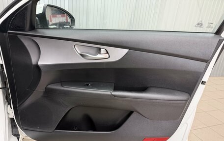 KIA Cerato IV, 2021 год, 2 100 000 рублей, 15 фотография