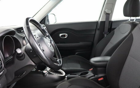 KIA Soul II рестайлинг, 2018 год, 1 359 000 рублей, 8 фотография