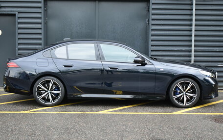 BMW 5 серия, 2024 год, 7 650 000 рублей, 6 фотография