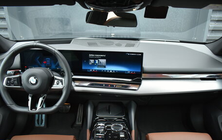 BMW 5 серия, 2024 год, 7 650 000 рублей, 22 фотография